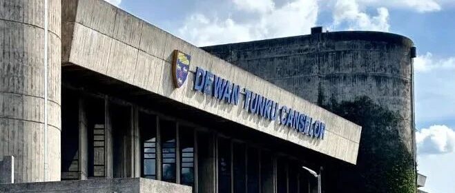 新鲜出炉！留学生归国就业报告 这类海归市场需求旺盛  平均薪资超25万