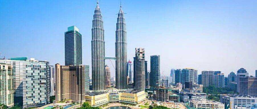 刚刚官宣！马来西亚招生新政炸场：毕业直接拿 5 年工签，这 3 类专业优先获批！